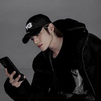 Bara (@maxulinn) 's Twitter Profile