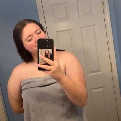 Nichollete91195's profile picture. 