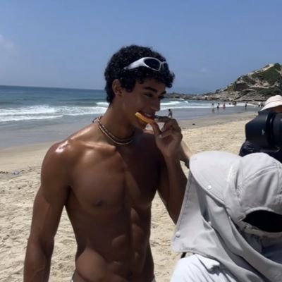 wq652619's profile picture. 