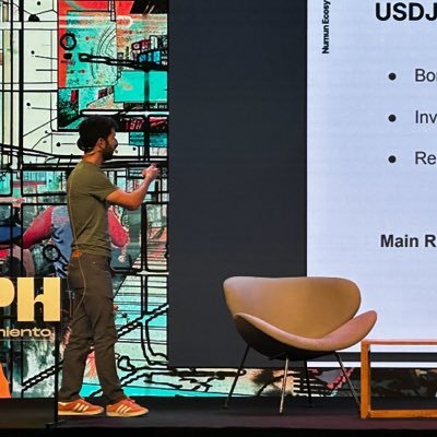 Crypto & Finance Entrepreneur. Former co-founder &
CEO @num_finance, Former CFO @buenbit
