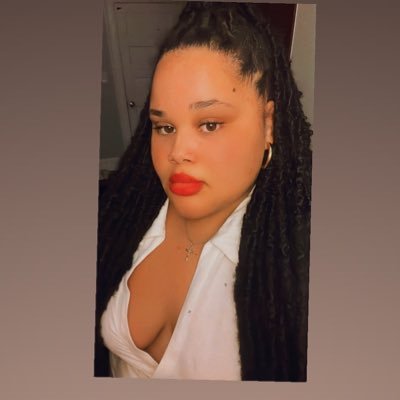 God❤️.... On The Road To My DVM 🐈 🐩💉Skeege Alumna 🐯💅🏼