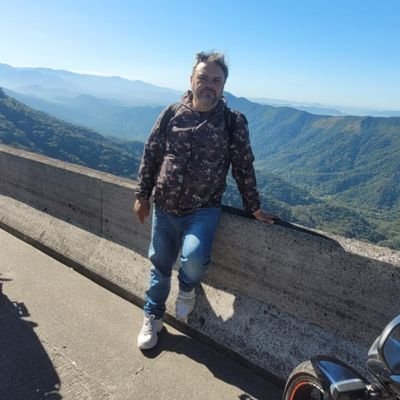 emersontve's profile picture. 