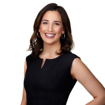 Emmy Award-winning journalist 🎥 Storyteller 🗺️ Washington DC 🎓 @uva