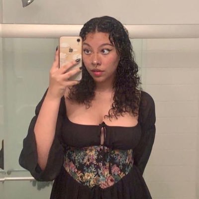 I’m ................ however I’m here seeking for friends with benefit👅💦 hit me up on instagram 👅🍆🥹