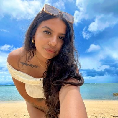 when life gives you lemons hit ya girl up & I'll bring the tequila |🇲🇽