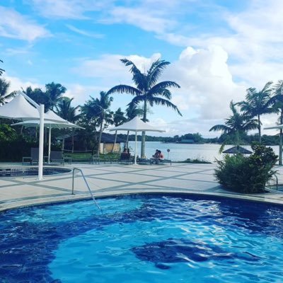 RetrementRlght's profile picture. elevated