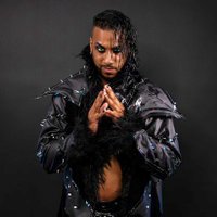 ₴₱Ɇ₳Ɽ ₭ł₦₲ 👑 (@_angelfashion) 's Twitter Profile