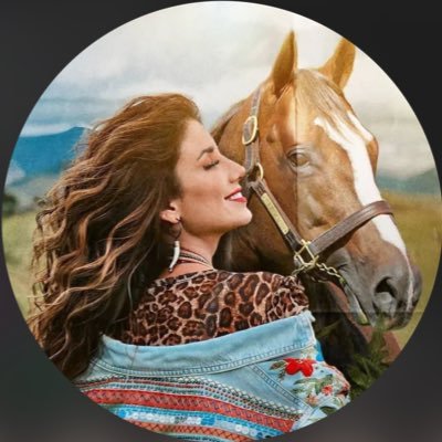 Qual Amor Te Faz Feliz? Disponível em todas plataformas digitais 🎶🎧