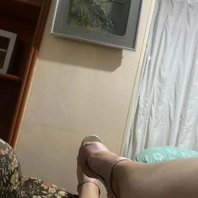 ❤️Hola ingresen y me siguen porfi. https://t.co/jvfRONsocb