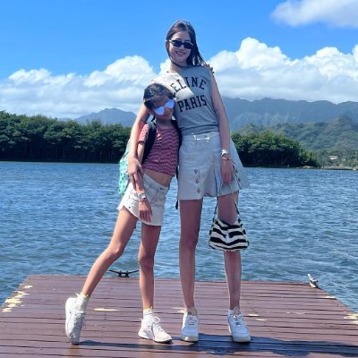 fashion designer and business owner 💃, I'm a brave single mom 🤦♀️, love golf 🏌️ ♀️, food and traveling ✈ and pursuing every moment of lif🇺🇸🇨🇳