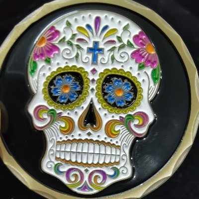We are a Chinese manufacturer specializing in customized enamel pins for customers.
If you're interested, please DM!:)
yitinachifan@gmail.com