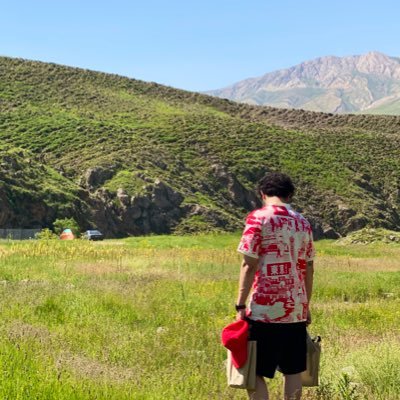 souren24's profile picture. ENTJ 👁️ love security and learning bug hunting 🐛