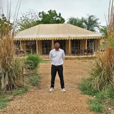 Ake43633689's profile picture. वीर भोग्य वसुंधरा! Renewable energy enthusiasts ! Finding a way for financial freedom ||34