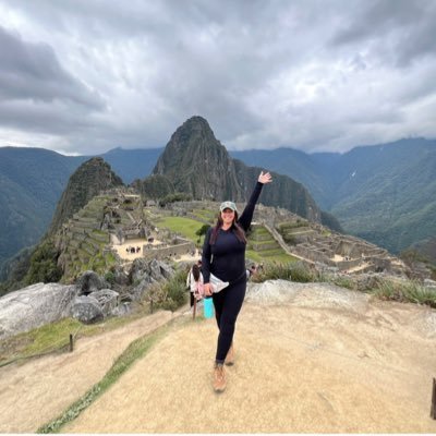 Wrestling/Football Mom to @jarrett_stoner & @jackson_stoner_ ❤️ Wife to S&C Coach @CoachJoshStoner 🏋🏻♀️ Nurse Anesthetist💉 1/2 Ecuadorian 🇪🇨 Wanderlust