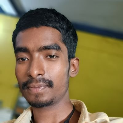 kr_himanshu5522's profile picture. घाट का खामोश पत्थर हूं मैं
मैंने नदी के हजार नखरे देखे हैं..🖤