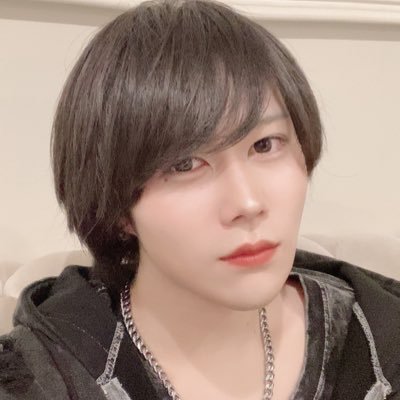 KR_17_s_s's profile picture. Atom本店在籍
