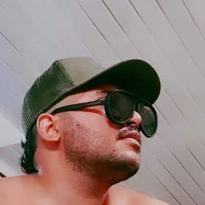 julianmadi's profile picture. cuida el planeta podcast 🍃🌏