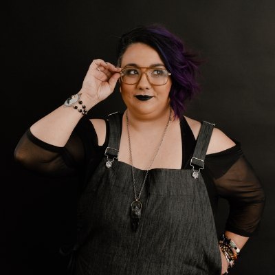 Freelance journalist and lifestyle blogger, reporting beats in agro-food industry, lifestyle, art & culture, spirituality, wellness and politics.
