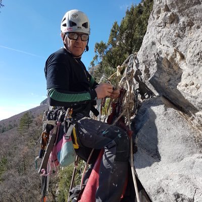 JMBelle58's profile picture. Retraité / Grimpeur / ouvreur, VTT,râleur à ses heures. S’engager et prendre position sans détour. je soutien et #jevoteEmmanuelMacron