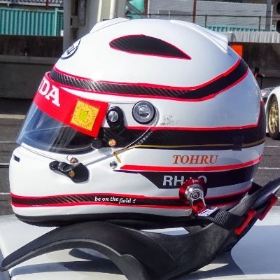 my favorite ;racing drive,outdoor life and taking photo,
interest → foreign investment                                       
♦Instagram: