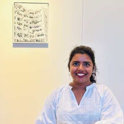 jenifer011092's profile picture. A thriving content writer who loves to travel around and eat without getting fat!😄