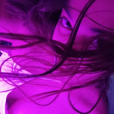 thisisparisaan's profile picture. 