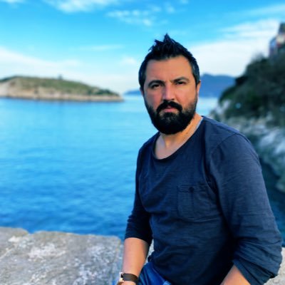 Beşiktaşlı 🦅🦅🦅 Cumhuriyetçi , Atatürkçü