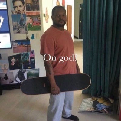 playboiyae1's profile picture. 🧛🏿‍♀️