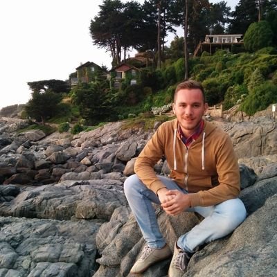 arielelito8's profile picture. 