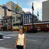 Mrs. Klave (@daisyklave) 's Twitter Profile Photo