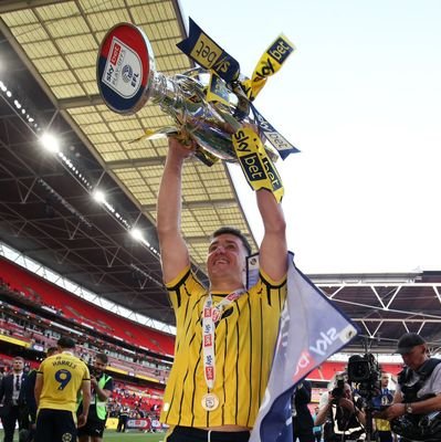 AdamHOLBROOK123's profile picture. 18- up the yellows 💛