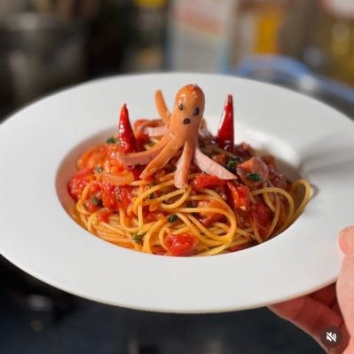 MartinMa56013's profile picture. 私は動物とおいしい食べ物が好きです。他人の気持ちを真剣に考える幸せな人間です💦💝🍻