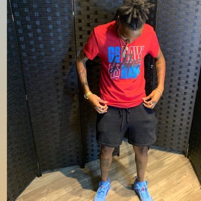 forever730_'s profile picture. Fl, Born🌴🍊 730 🌪️ lifestyle. 🌈🌈. TRIM 👕👖 I only came back for boxing Twitter