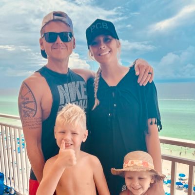 Cheez313131's profile picture. 🇺🇸 In God We Trust 2 Timothy 4: 7-8