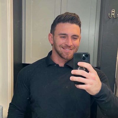 surfer_05_'s profile picture. Wilbur Supporter | Proud | Bi