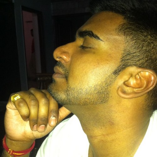 RicSNaz's profile picture. 