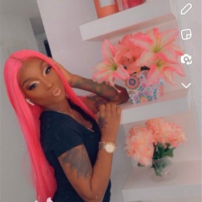 “🅱ury Me in Dior.💕 #Unavailable#ProtectingMyPEACE☮️