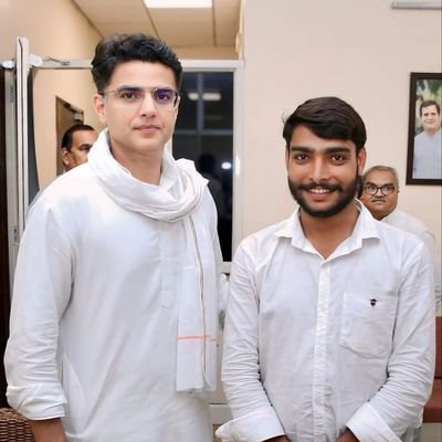 पंचायत समिति सदस्य पद प्रत्याशी प. स. सिकंदरा
महासचिव राजेश पायलट किसान संगठन