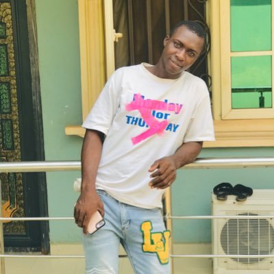 almiche123456's profile picture. 