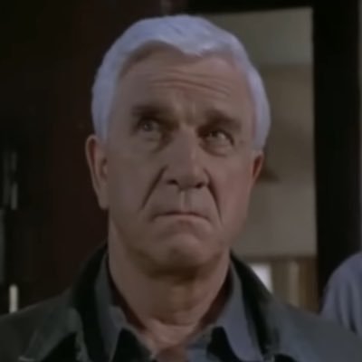 Tenente Frank Drebin sotto copertura