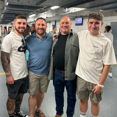Wru club developer Dragons Region,Abercarn boy
Dad & Pops to 5 gr8t boys, partner Louise, pup Baxter, Do the kit @Aber BG rfc, champions Div 1 East.