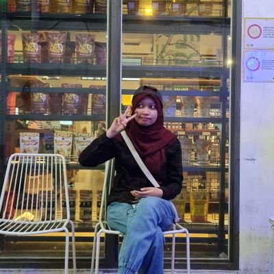 intenayu_t's profile picture. 