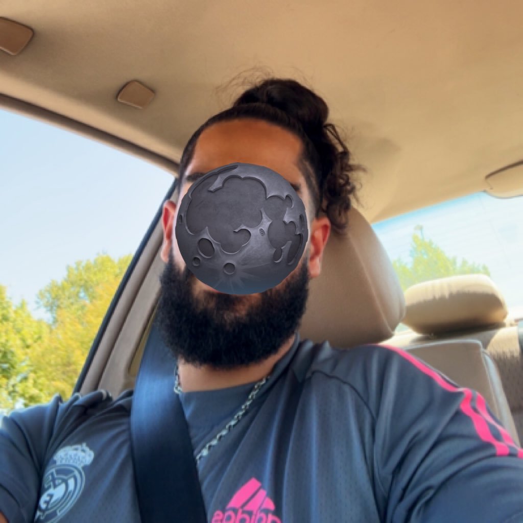 momoosnow's profile picture. Fauve