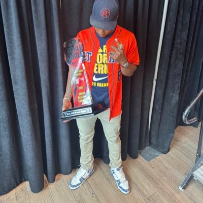 Alvin Baseball | ATH |3.2 gpa |6.3 60 |6” 185 #lldg🤞🏽❤️