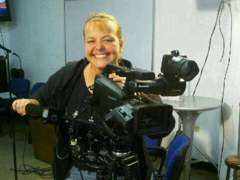 nenitaferrer1's profile picture. Cantautora Católica . Coordinadora  de Producciones Paz Y Bien . llevar y motivar  la alegría de Dios nuestra misión !