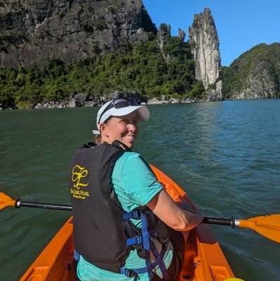 Geography Teacher 🌎 | Avid Traveller ✈️ | 2nd Dan Black Belt 🥋 | Blue Jays Fan ⚾ | She/Her