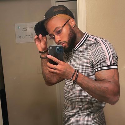 t_will504's profile picture. 