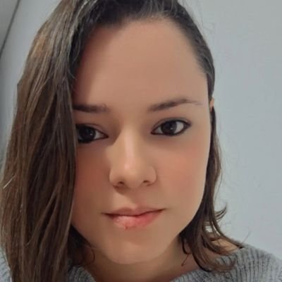 kbevonesi's profile picture. 33 anos, gaúcha em Floripa, Graduanda em Psicologia, Pós-Graduanda em Neuropsicologia, mãe, cristã e empresária.