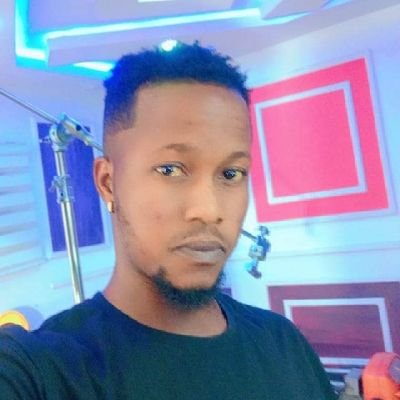 olujamie001's profile picture. 