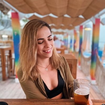 SrtaElisabeth's profile picture. Chill out
🎮